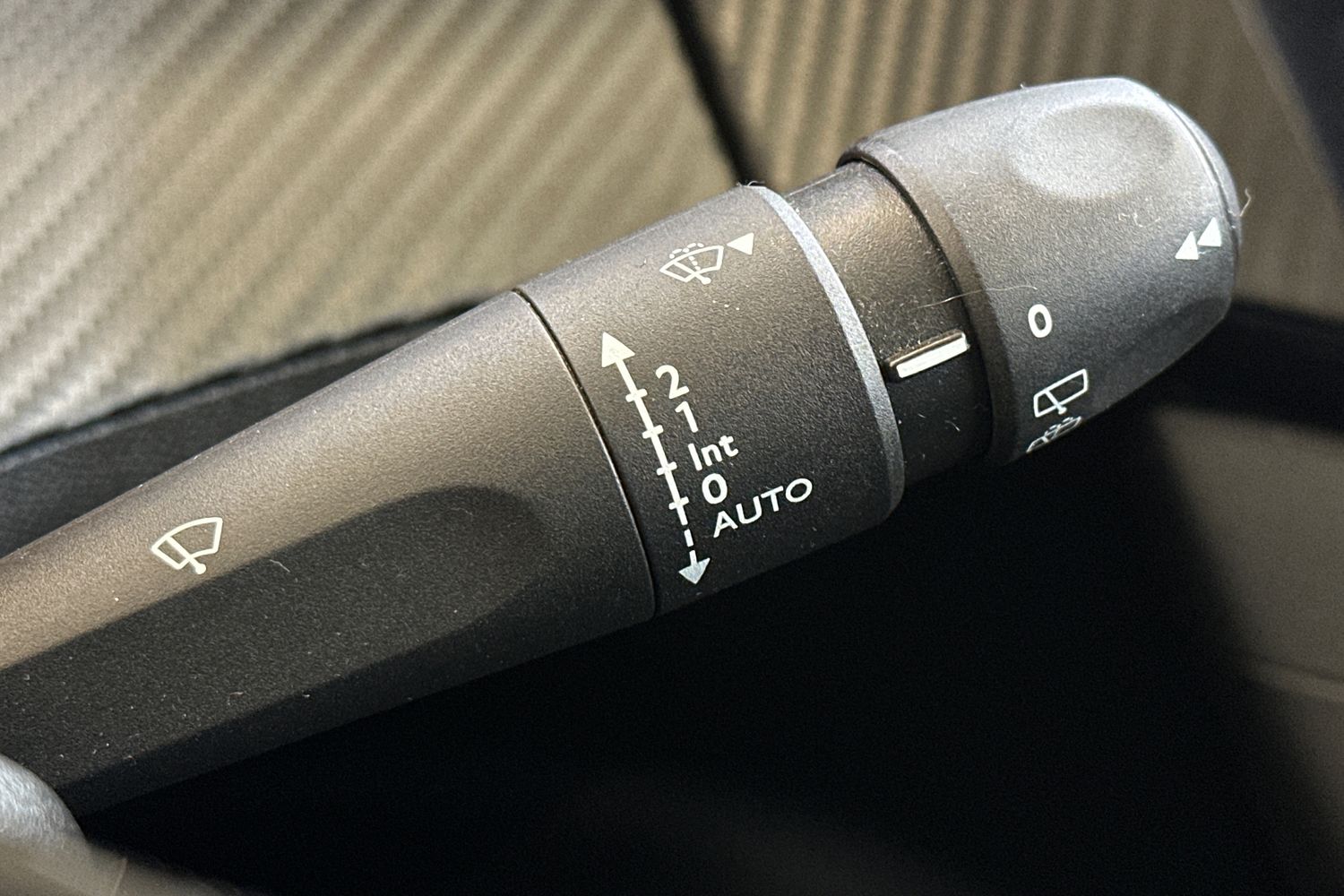 Used Peugeot 2008 2021 for sale - 77902245: Photo 27