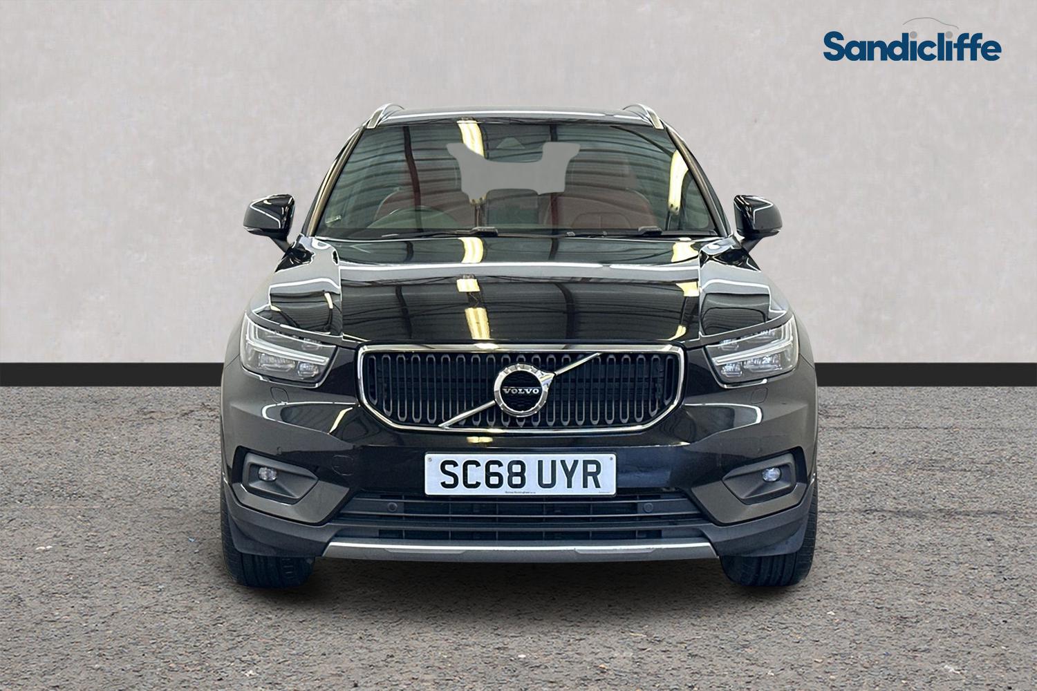 Used Volvo XC40 2018 for sale - 77385057: Photo 2