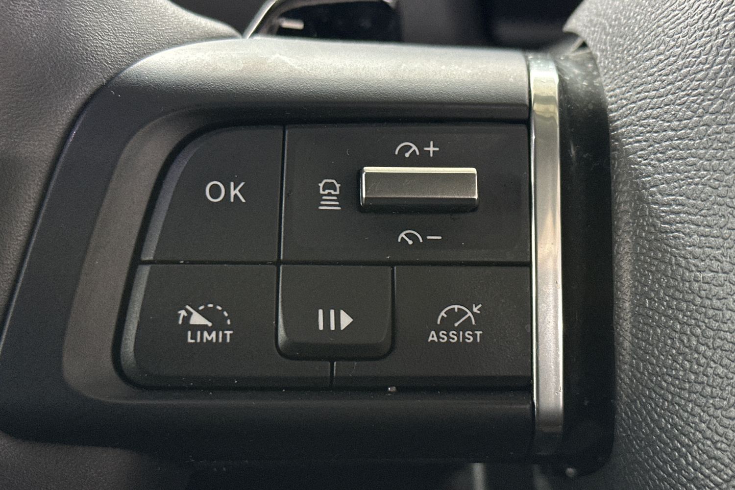 Used Citroen C4 2023 for sale - 76492048: Photo 25