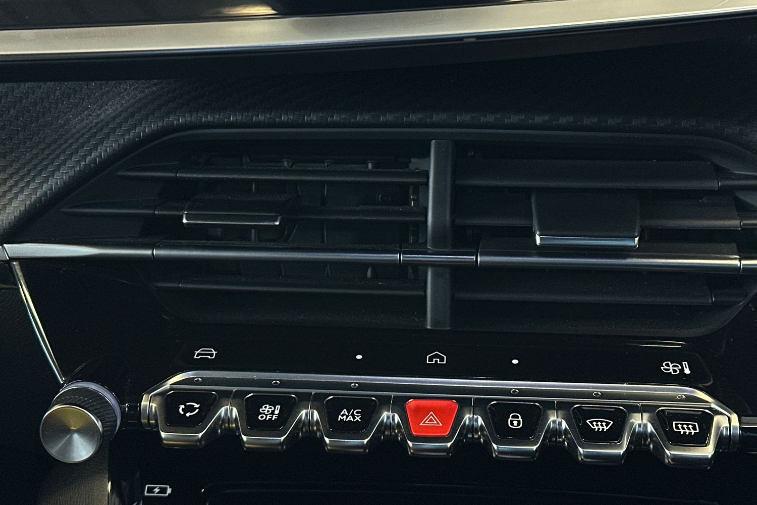 Used Peugeot 208 2024 for sale - 77357134: Photo 34