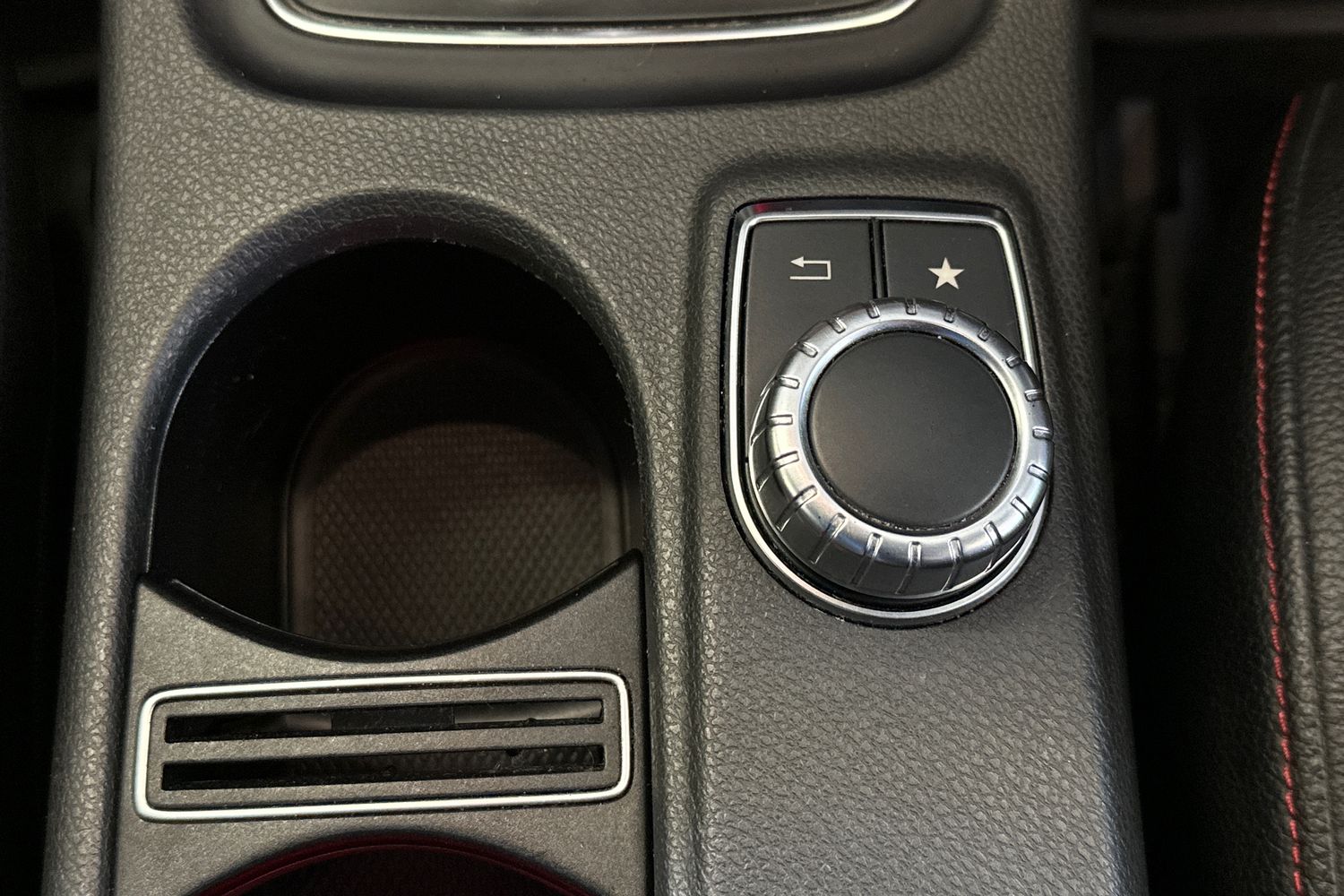 Used Mercedes-Benz A-Class 2016 for sale - 77917216: Photo 41