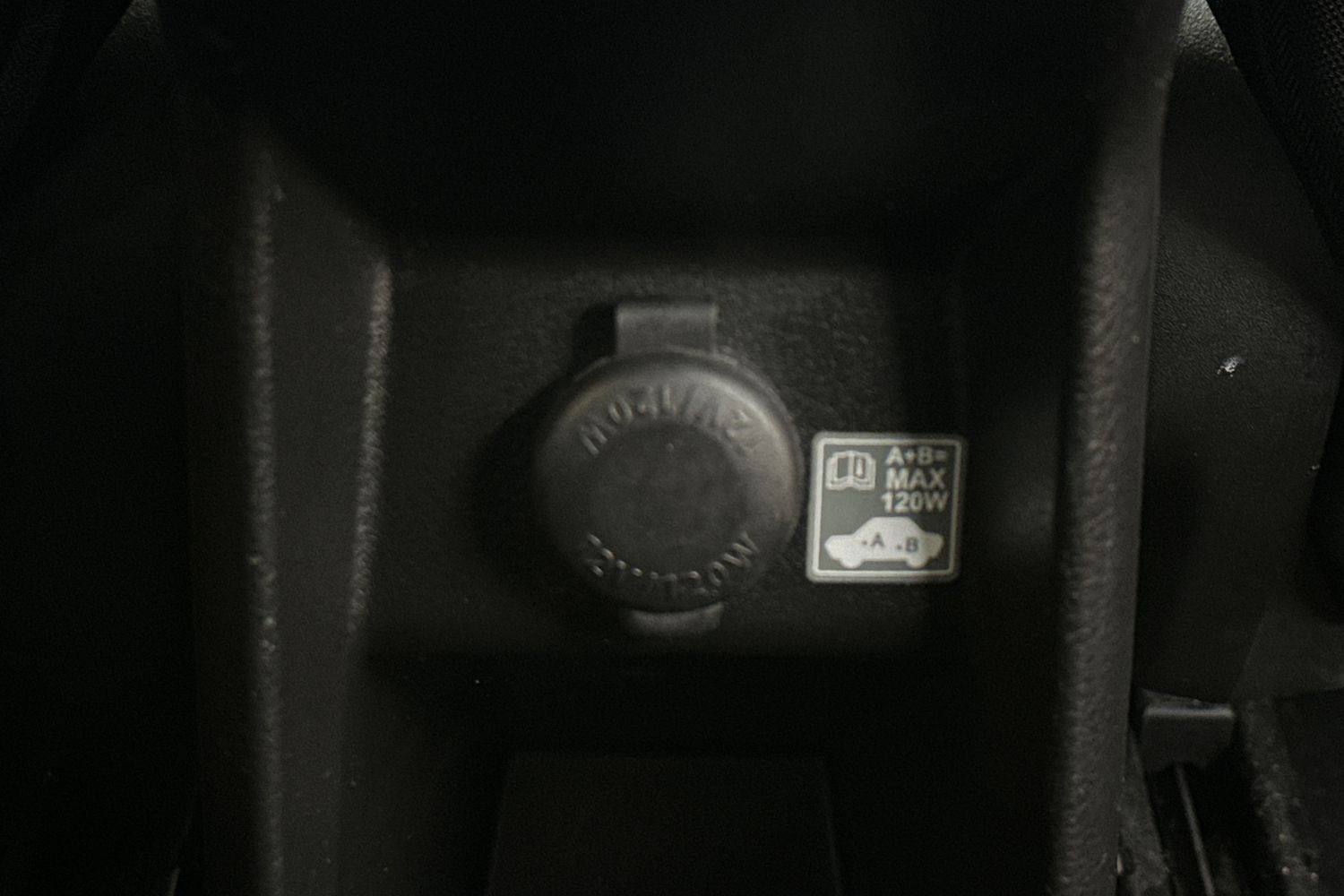 Used Suzuki Swift 2017 for sale - 78178250: Photo 24