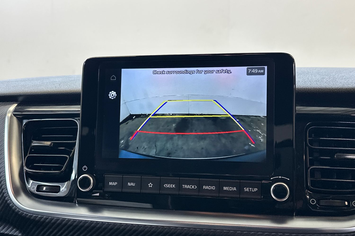 Used Kia Stonic 2023 for sale - 76969605: Photo 35