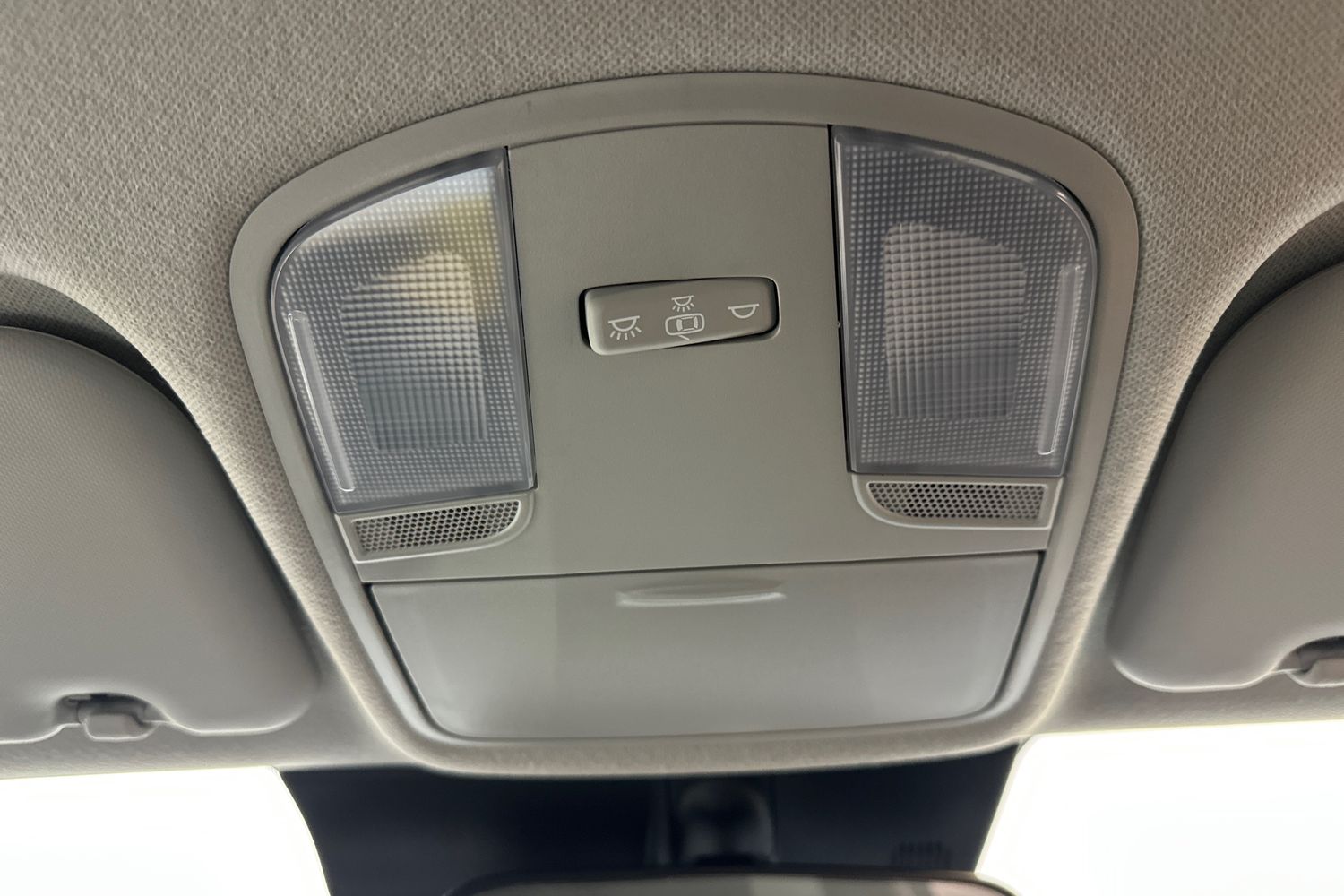 Used Kia Stonic 2023 for sale - 76969605: Photo 39