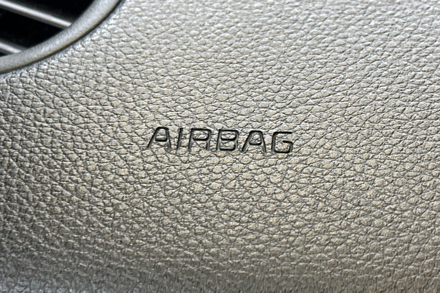 Used Kia Stonic 2023 for sale - 76969605: Photo 40