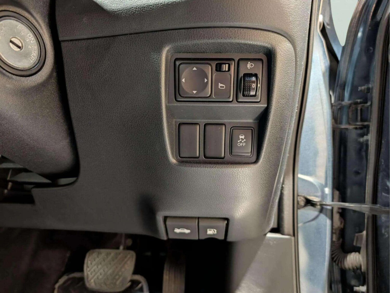 Vehicle 34