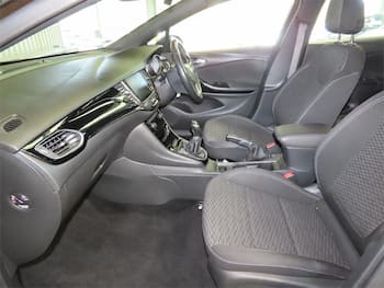 Used Vauxhall Astra 2017 for sale - 79750797: Photo