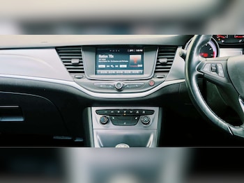 Used Vauxhall Astra 2017 for sale - 78890875: Photo
