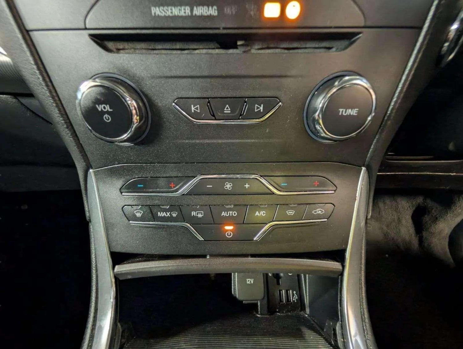 Vehicle 33