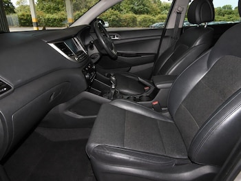 Used Hyundai TUCSON 2017 for sale - 79609179: Photo