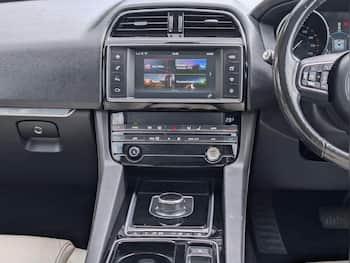 Used Jaguar F-Pace 2017 for sale - 79677074: Photo