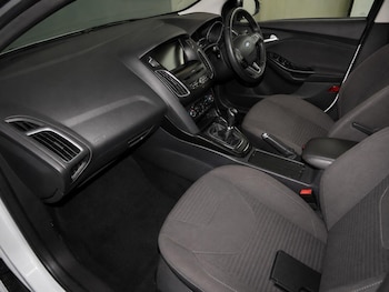 Used Ford Focus 2017 for sale - 79544421: Photo