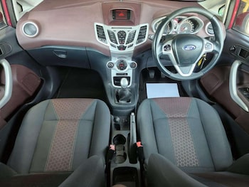 Used Ford Fiesta 2010 for sale - 79192059: Photo