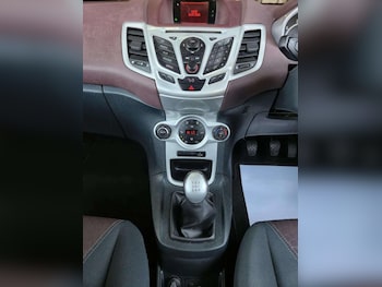 Used Ford Fiesta 2010 for sale - 79192059: Photo