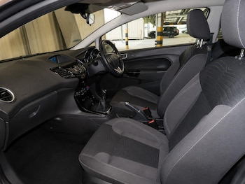 Used Ford Fiesta 2015 for sale - 79544026: Photo