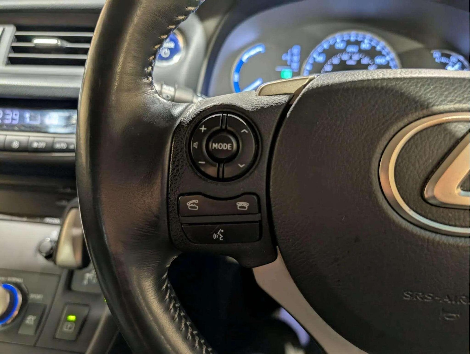 Vehicle 29