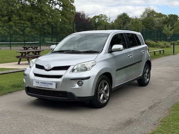 Used Toyota Urban Cruiser 2011 for sale - 78604863: Photo