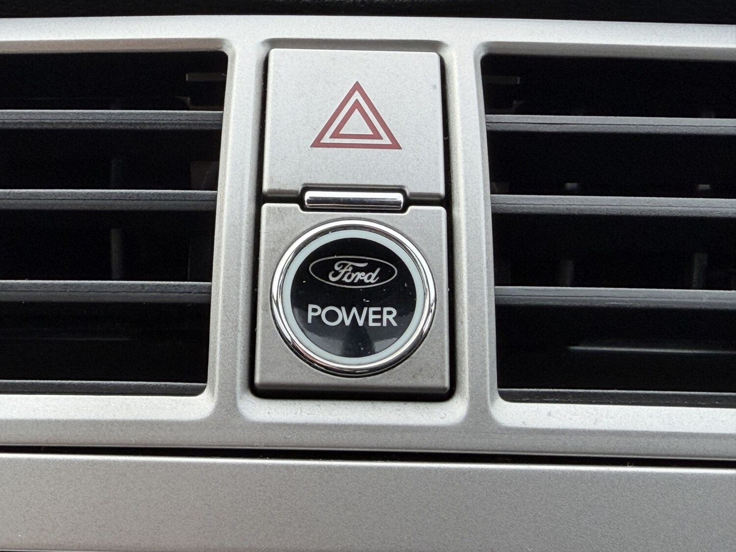 Used Ford Kuga 2012 for sale - 78048929: Photo 34