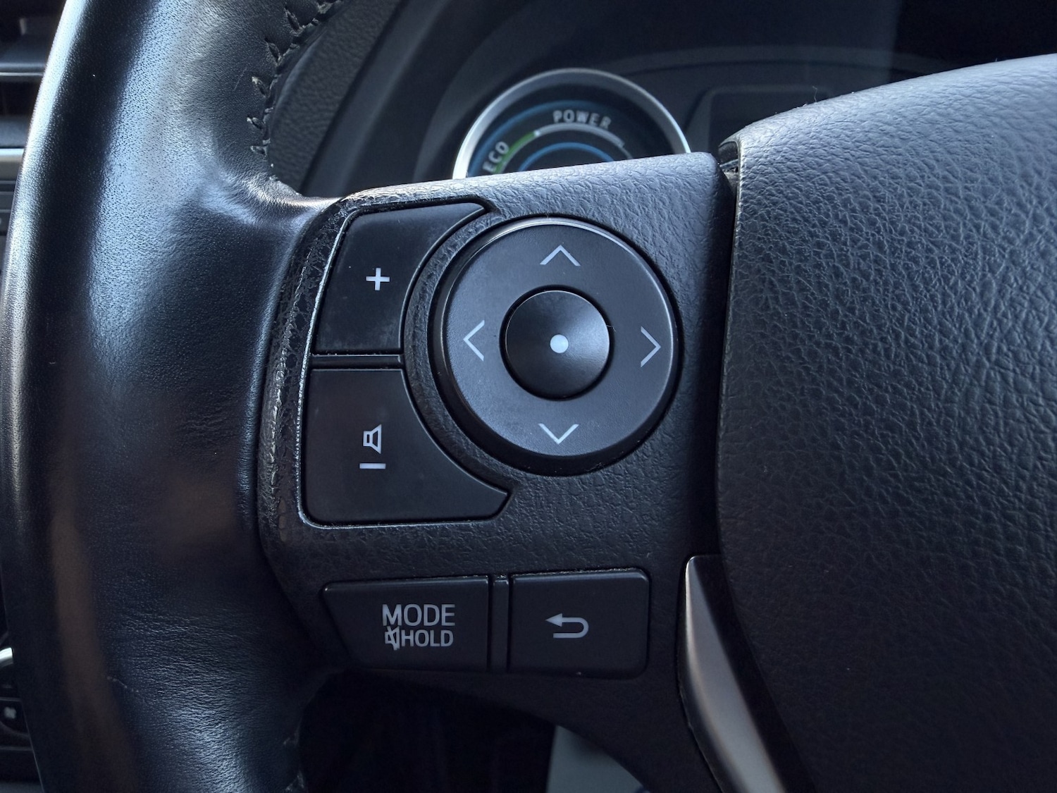 Used Toyota Auris 2013 for sale - 77931256: Photo 24