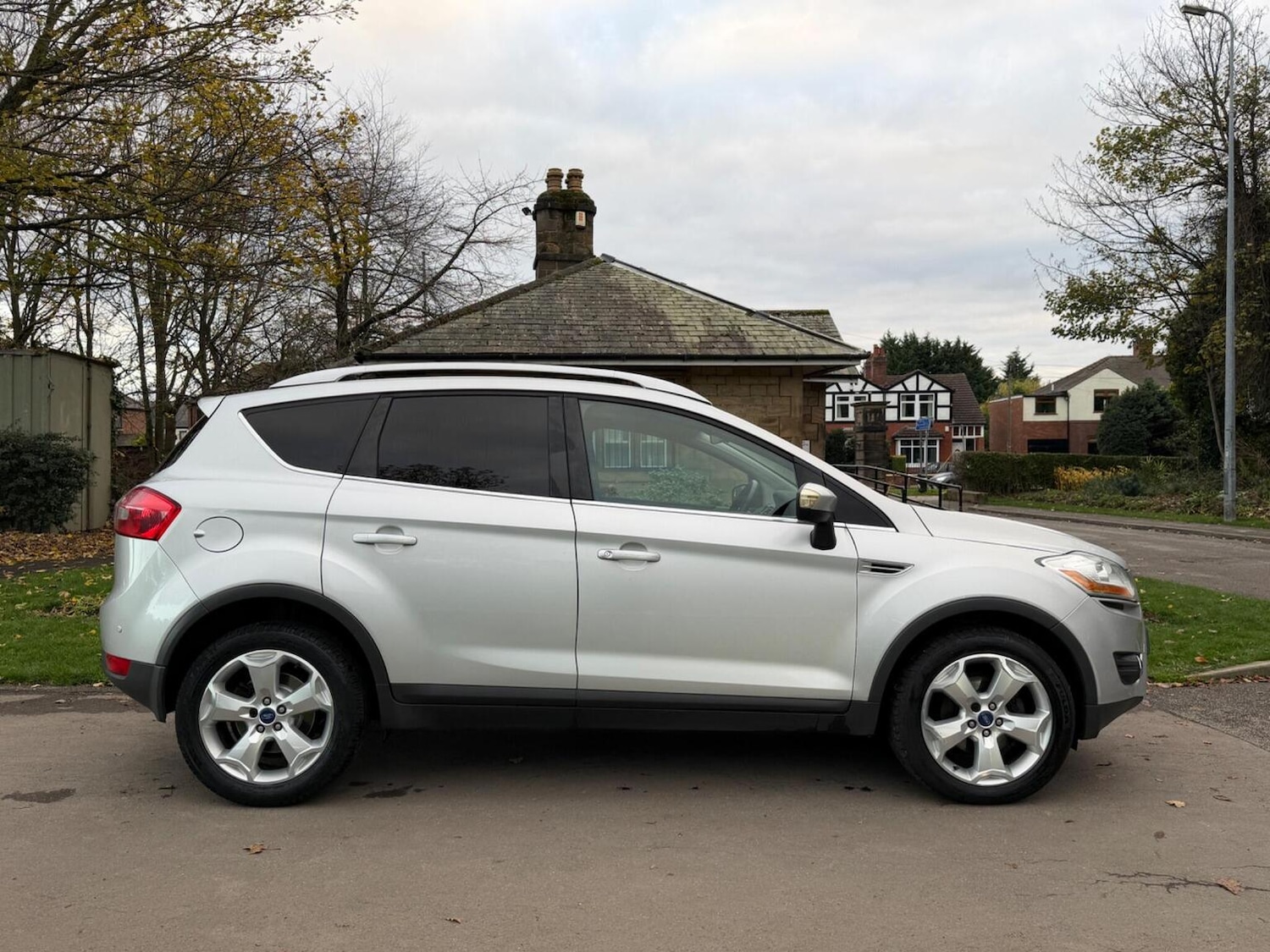 Used Ford Kuga 2011 for sale - 76631611: Photo 13