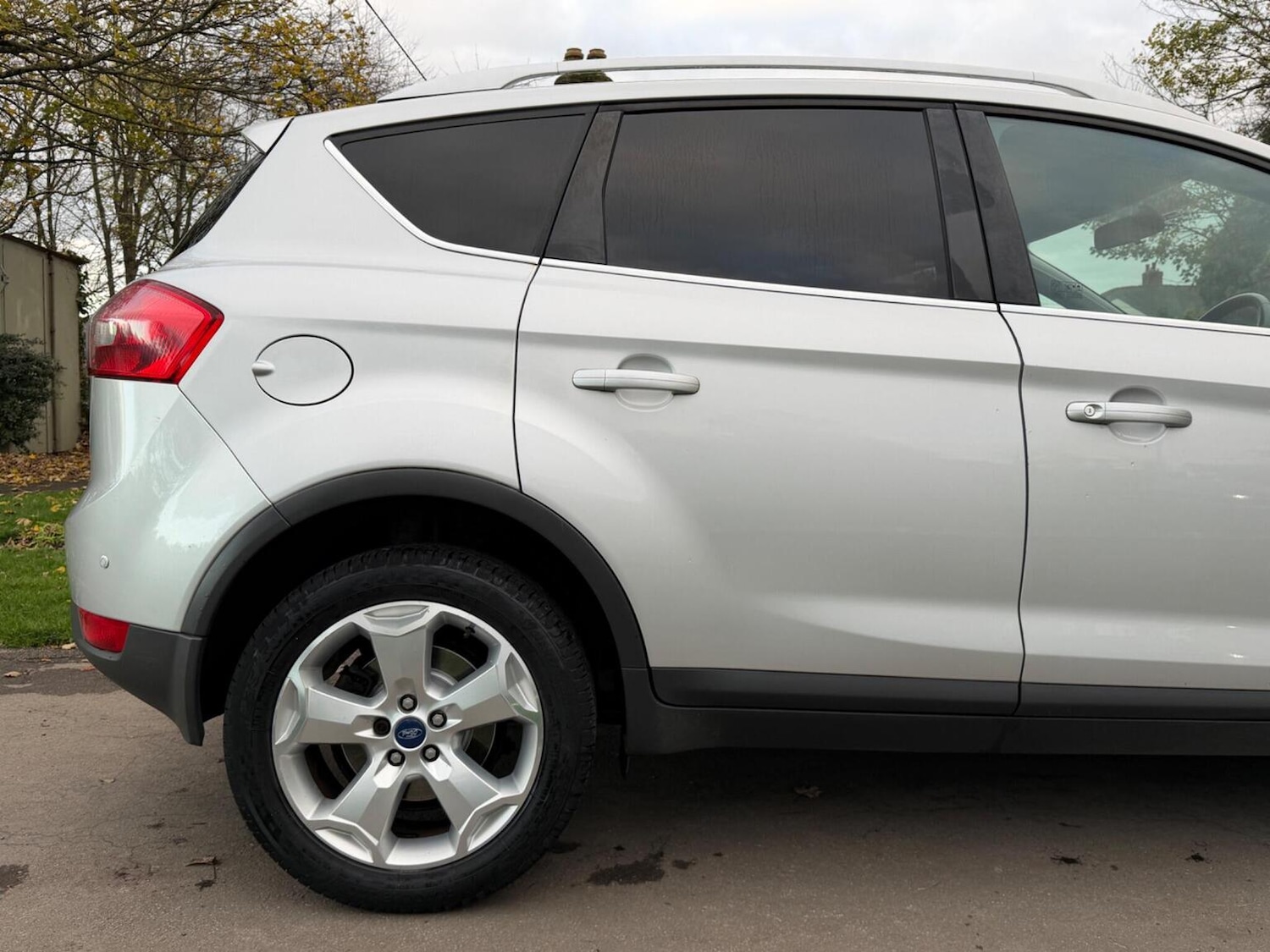 Used Ford Kuga 2011 for sale - 76631611: Photo 14