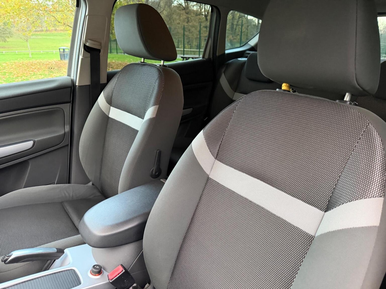 Used Ford Kuga 2011 for sale - 76631611: Photo 26