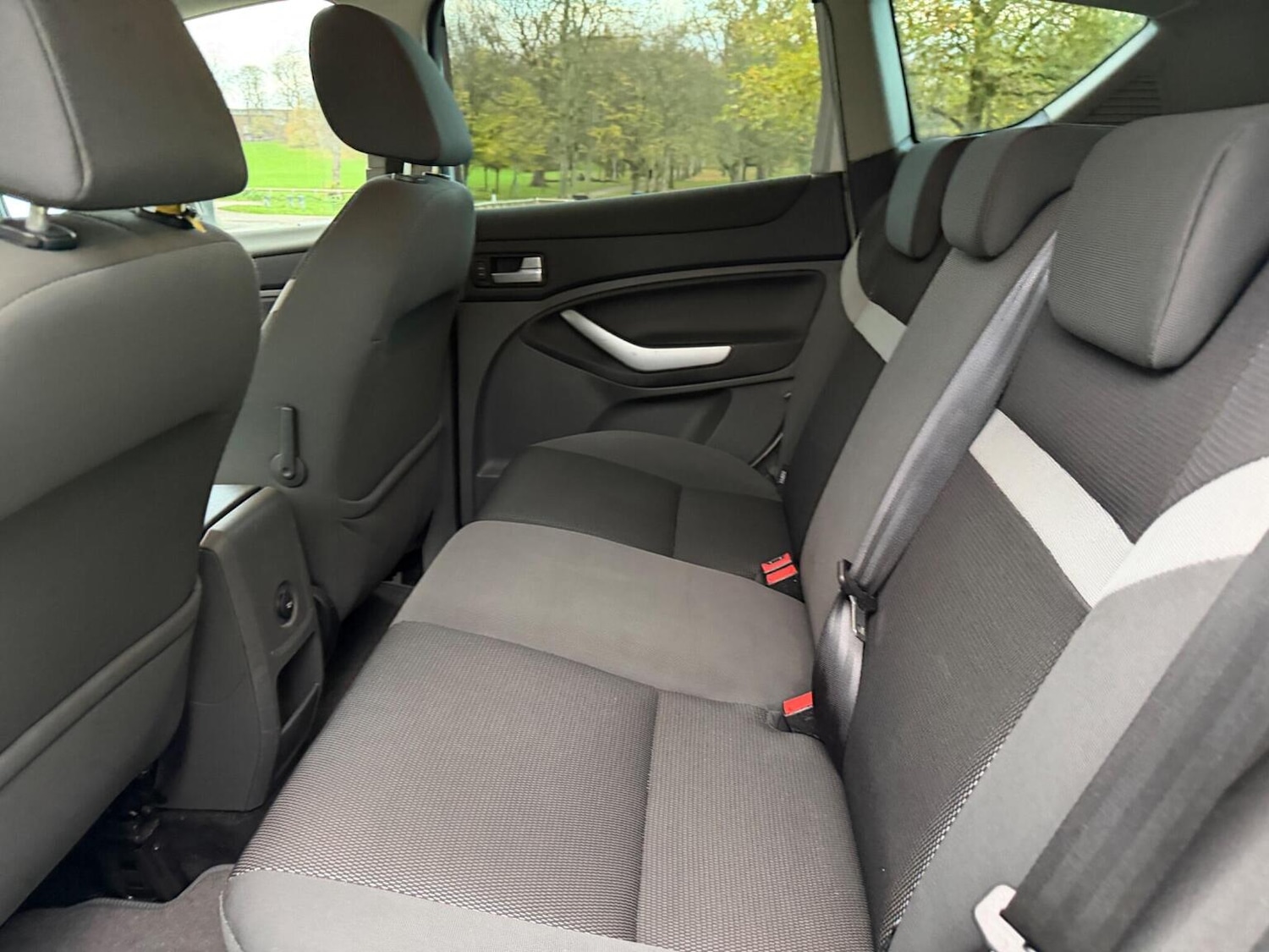 Used Ford Kuga 2011 for sale - 76631611: Photo 29