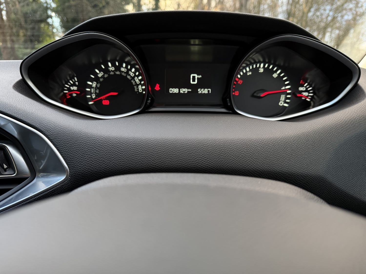 Used Peugeot 308 2016 for sale - 76911008: Photo 23