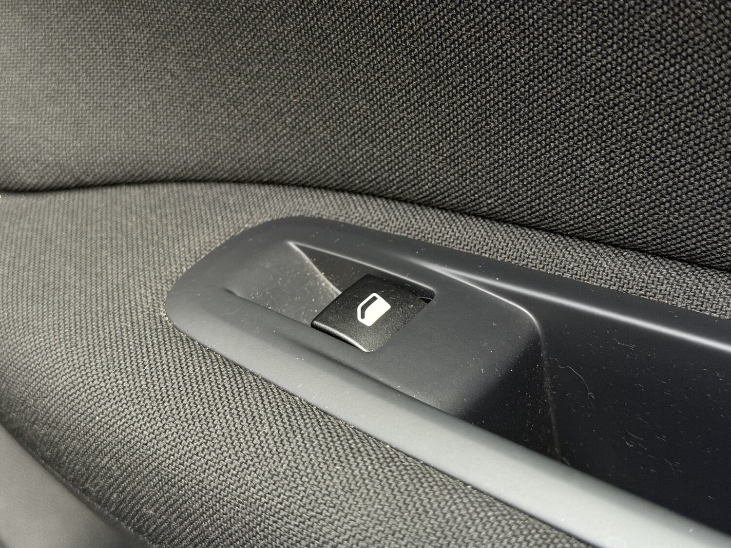 Used Peugeot 308 2016 for sale - 76911008: Photo 27