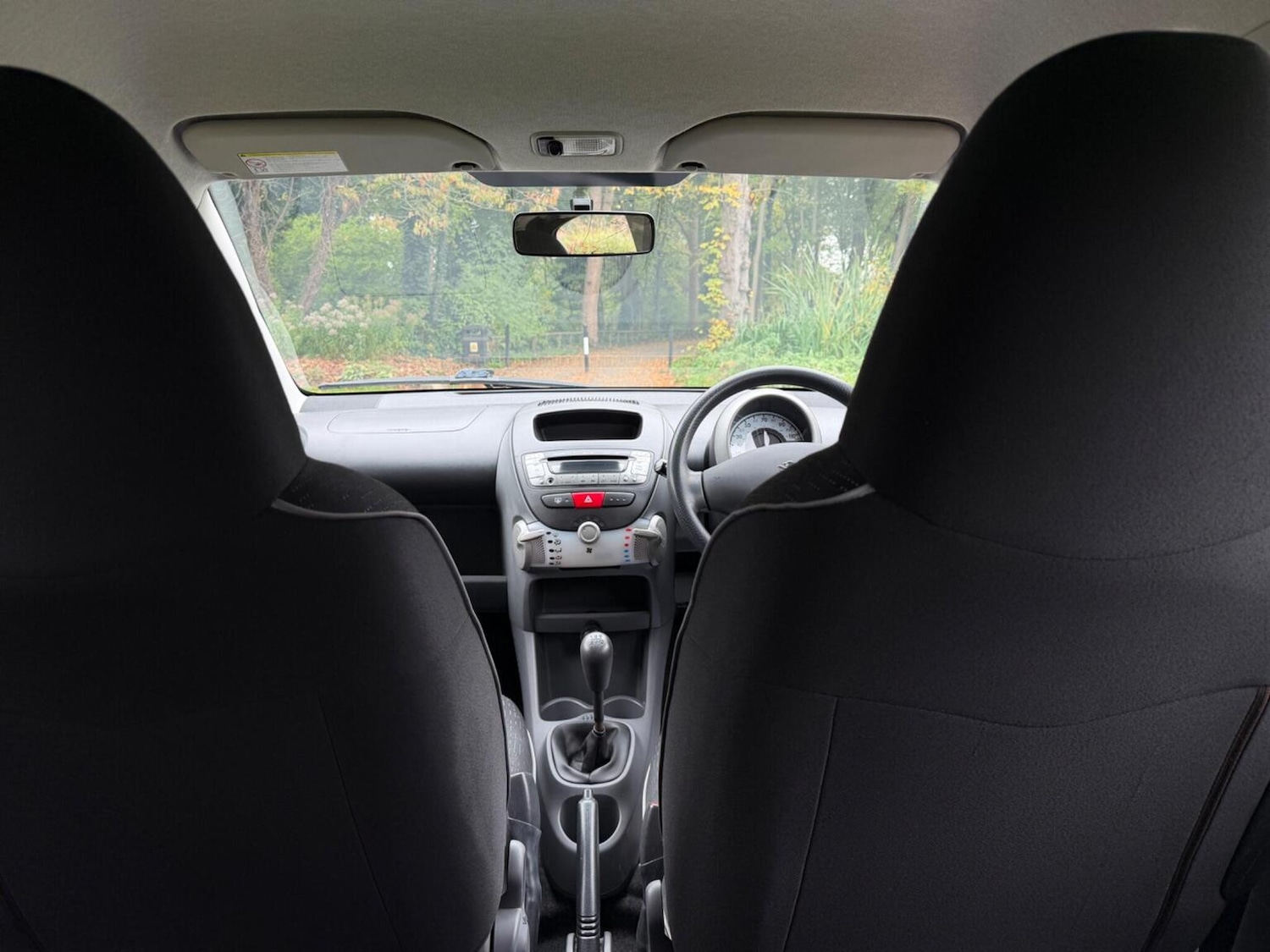 Used Peugeot 107 2010 for sale - 76631607: Photo 13