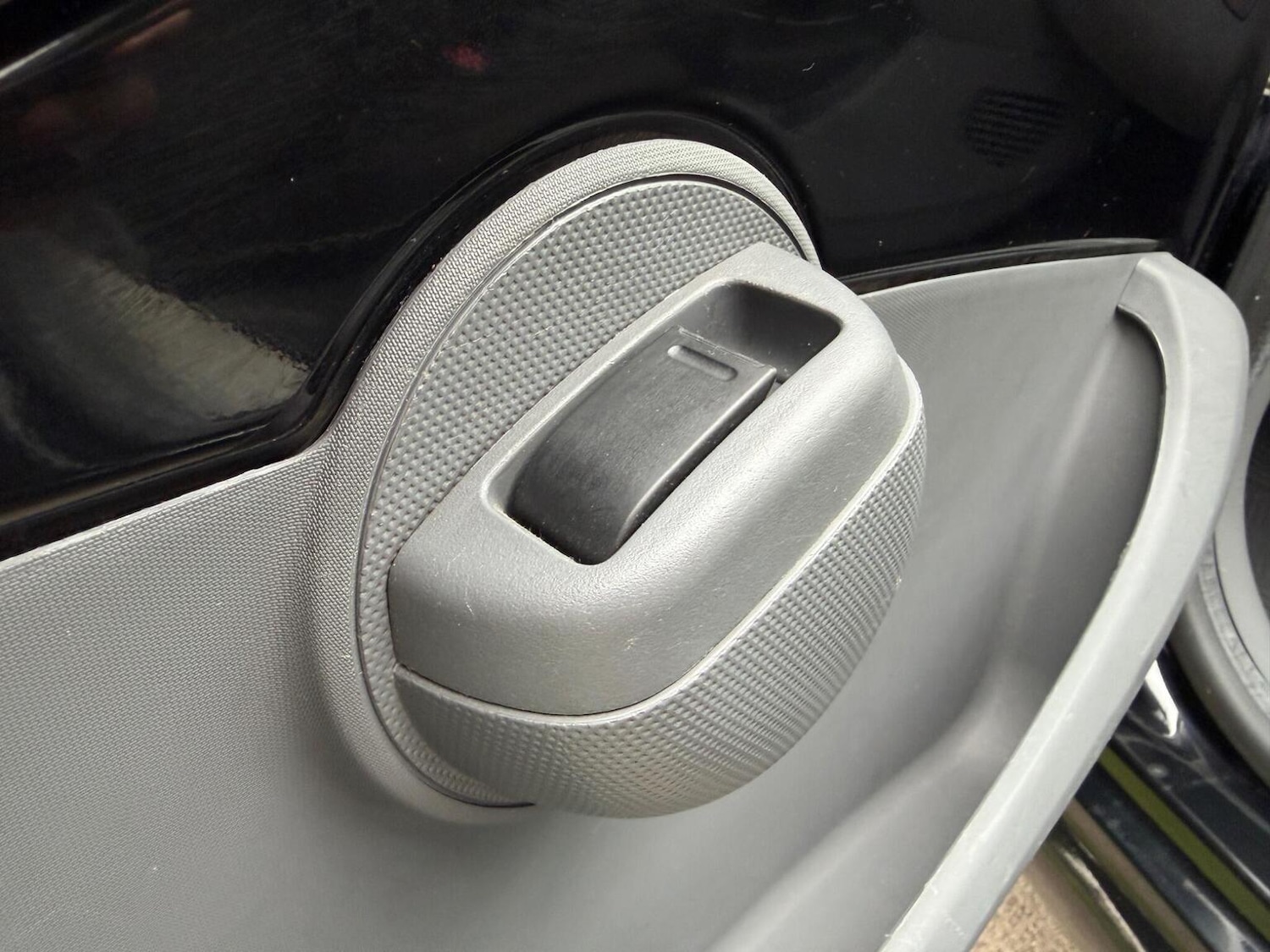 Used Peugeot 107 2010 for sale - 76631607: Photo 25