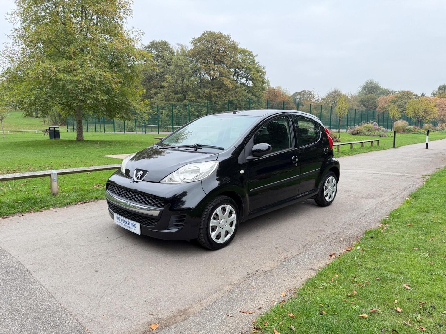 Used Peugeot 107 2010 for sale - 76631607: Photo 4