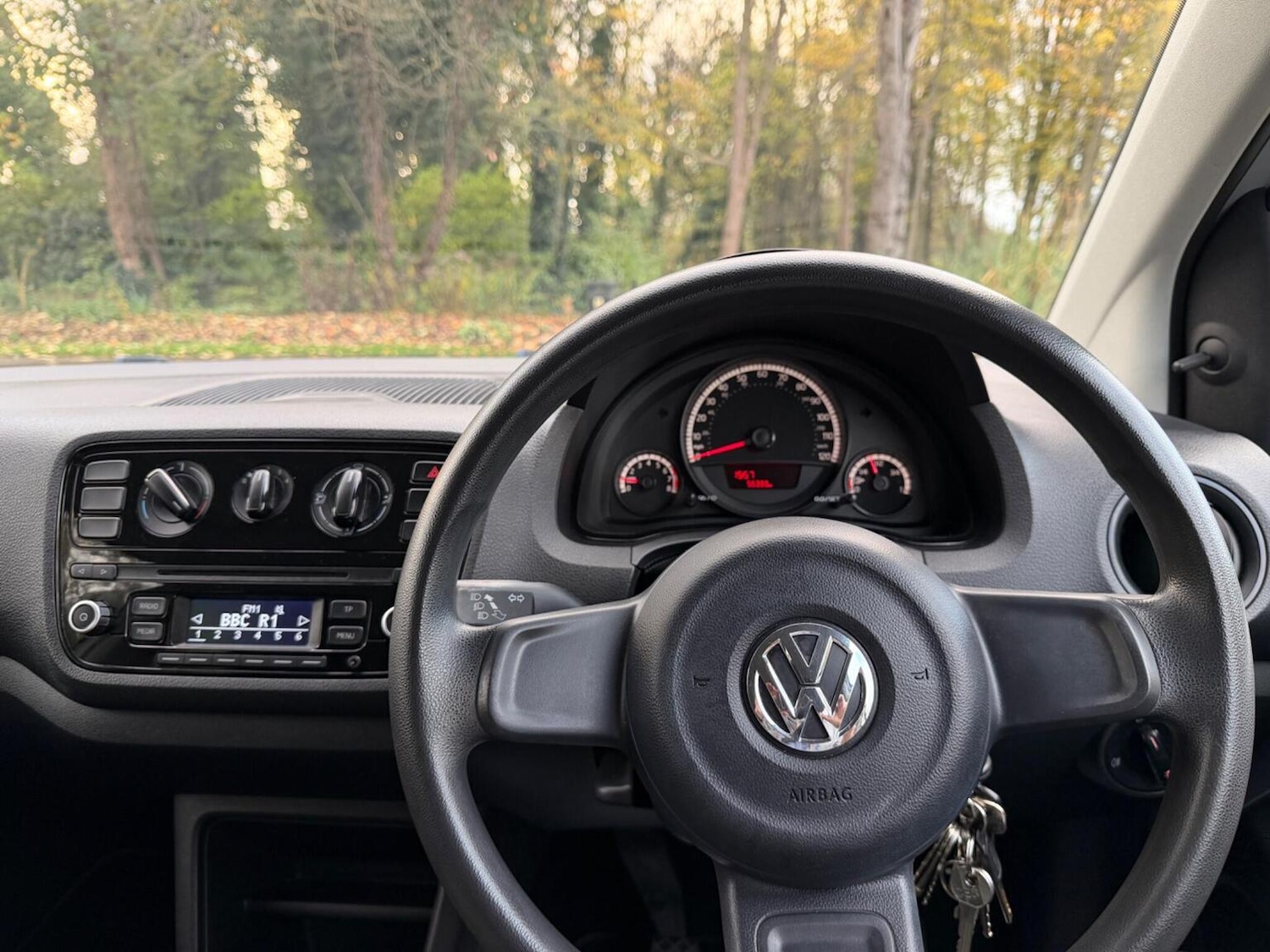 Used Volkswagen up! 2014 for sale - 78048930: Photo 21