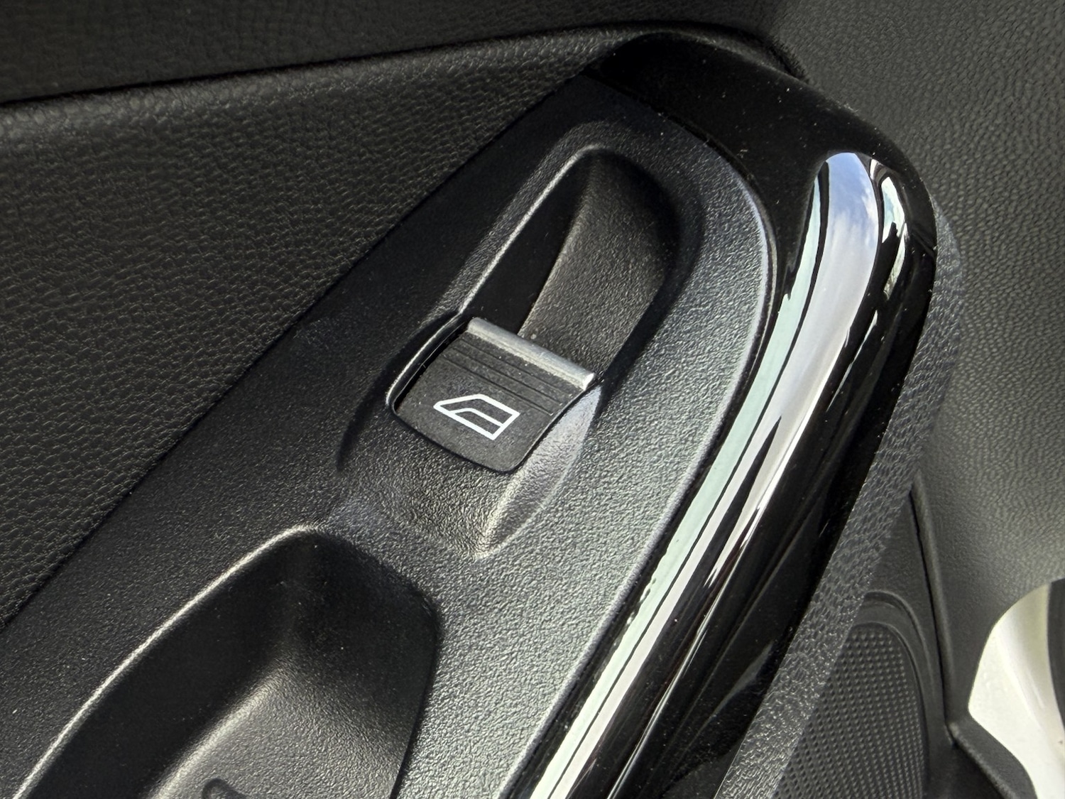 Used Ford Fiesta 2016 for sale - 77656422: Photo 25