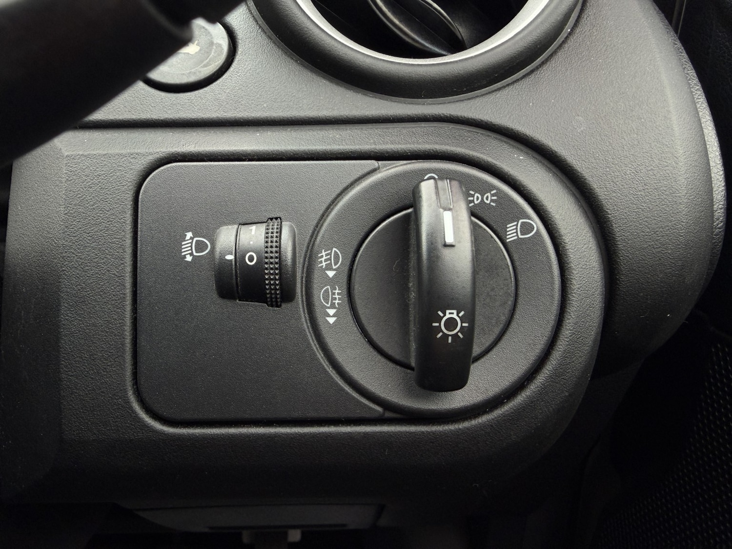 Used Ford Fiesta 2005 for sale - 78048932: Photo 25