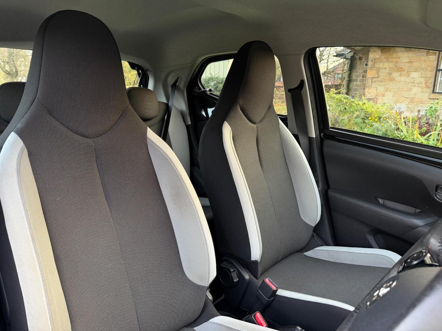 Used Toyota AYGO 2014 for sale - 76656080: Photo 17