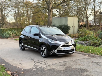 2014 - 1.0 VVT-i x-clusiv Euro 5 5dr Euro 5