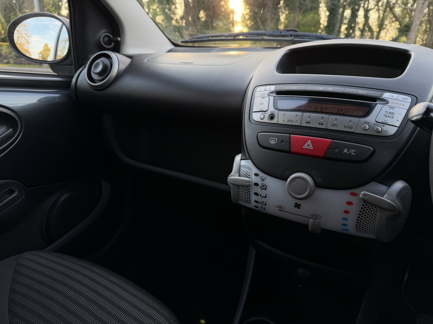 Used Peugeot 107 2013 for sale - 77656419: Photo 23