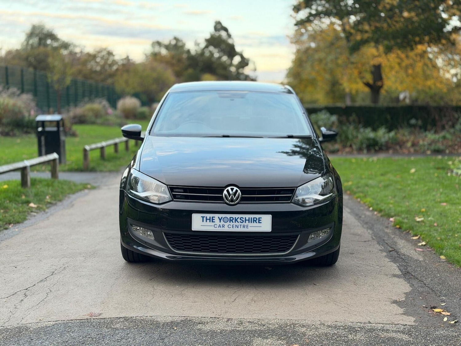 Used Volkswagen Polo 2013 for sale - 76631604: Photo 2