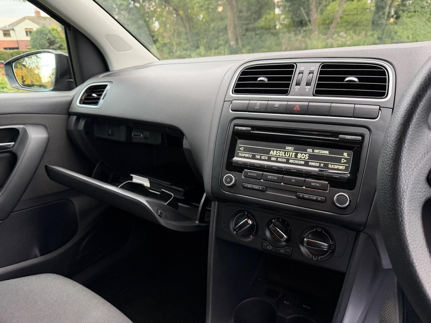 Used Volkswagen Polo 2013 for sale - 76631604: Photo 21