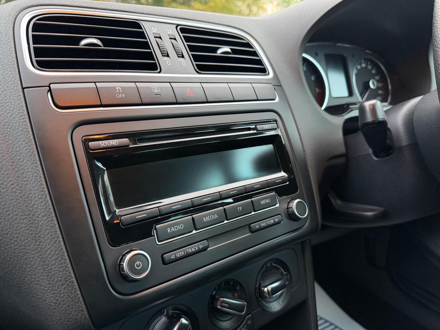 Used Volkswagen Polo 2013 for sale - 76631604: Photo 23