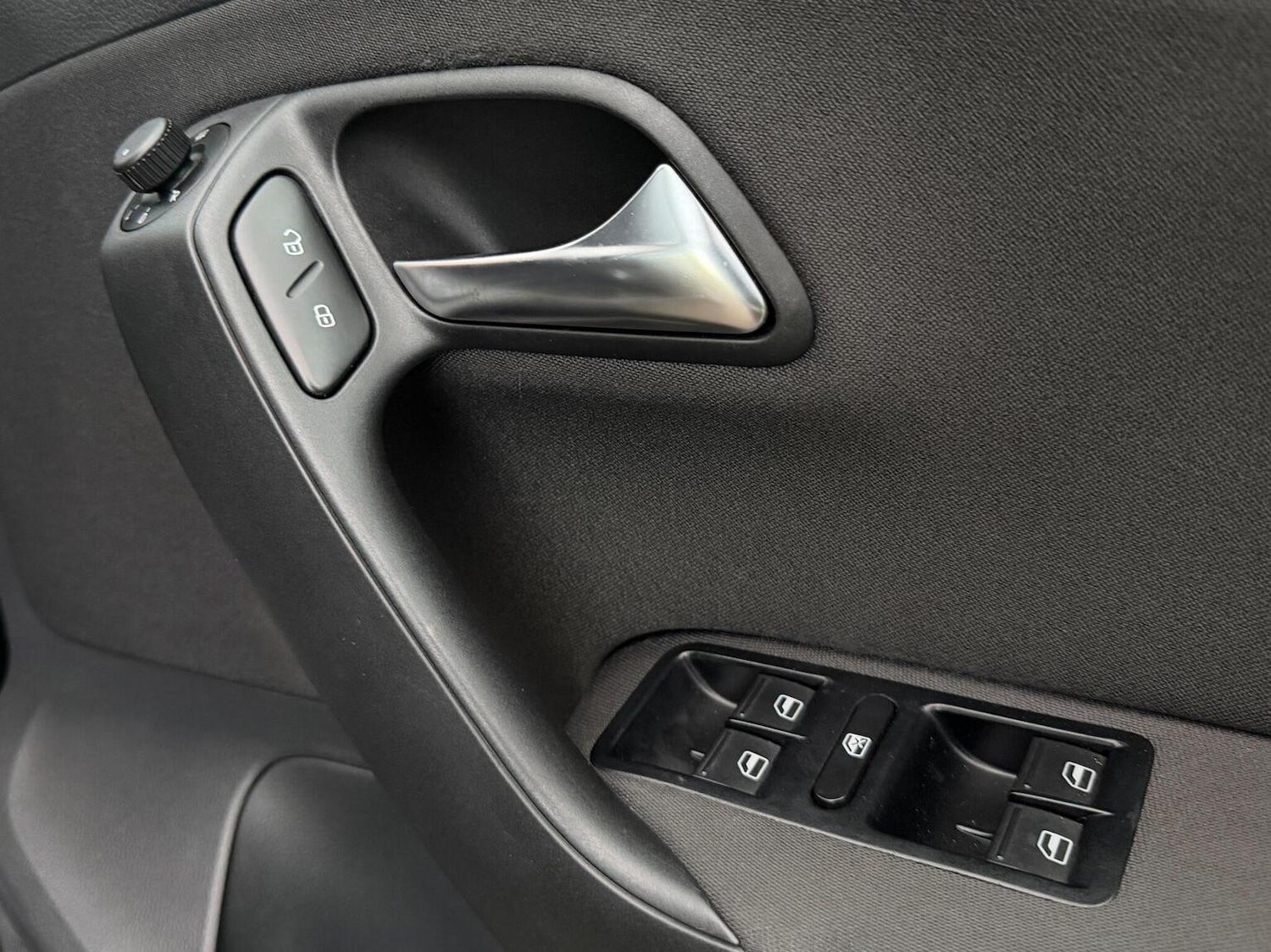 Used Volkswagen Polo 2013 for sale - 76631604: Photo 25