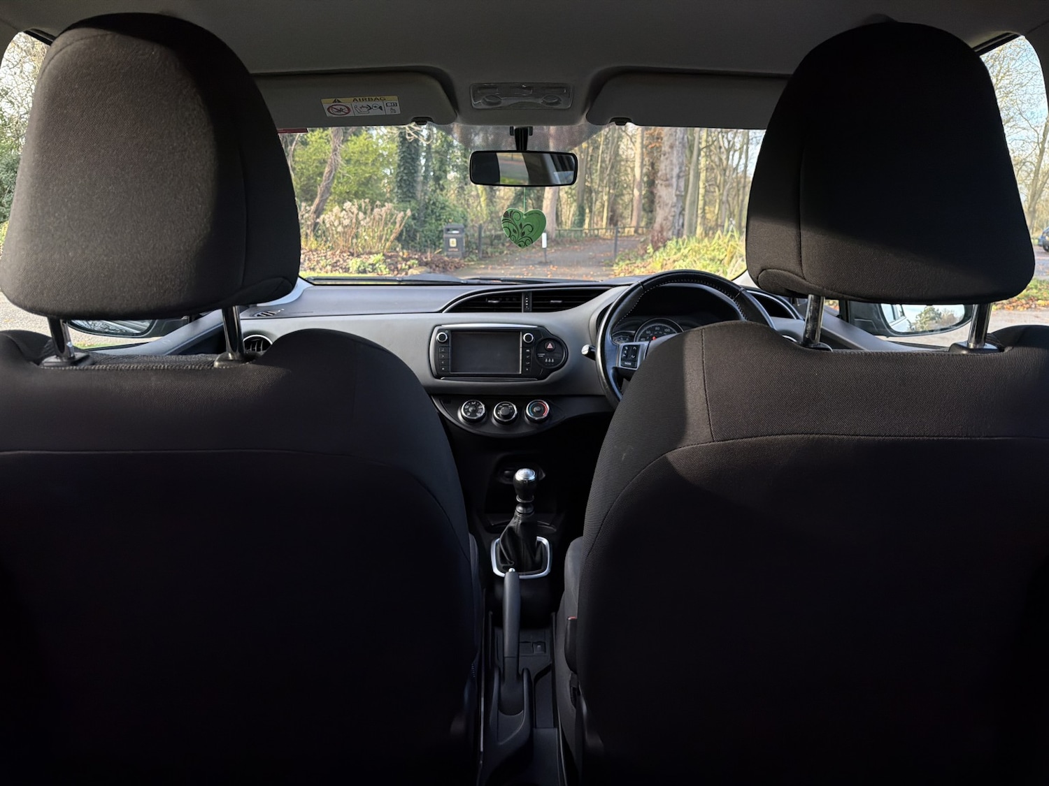 Used Toyota Yaris 2017 for sale - 76863912: Photo 15