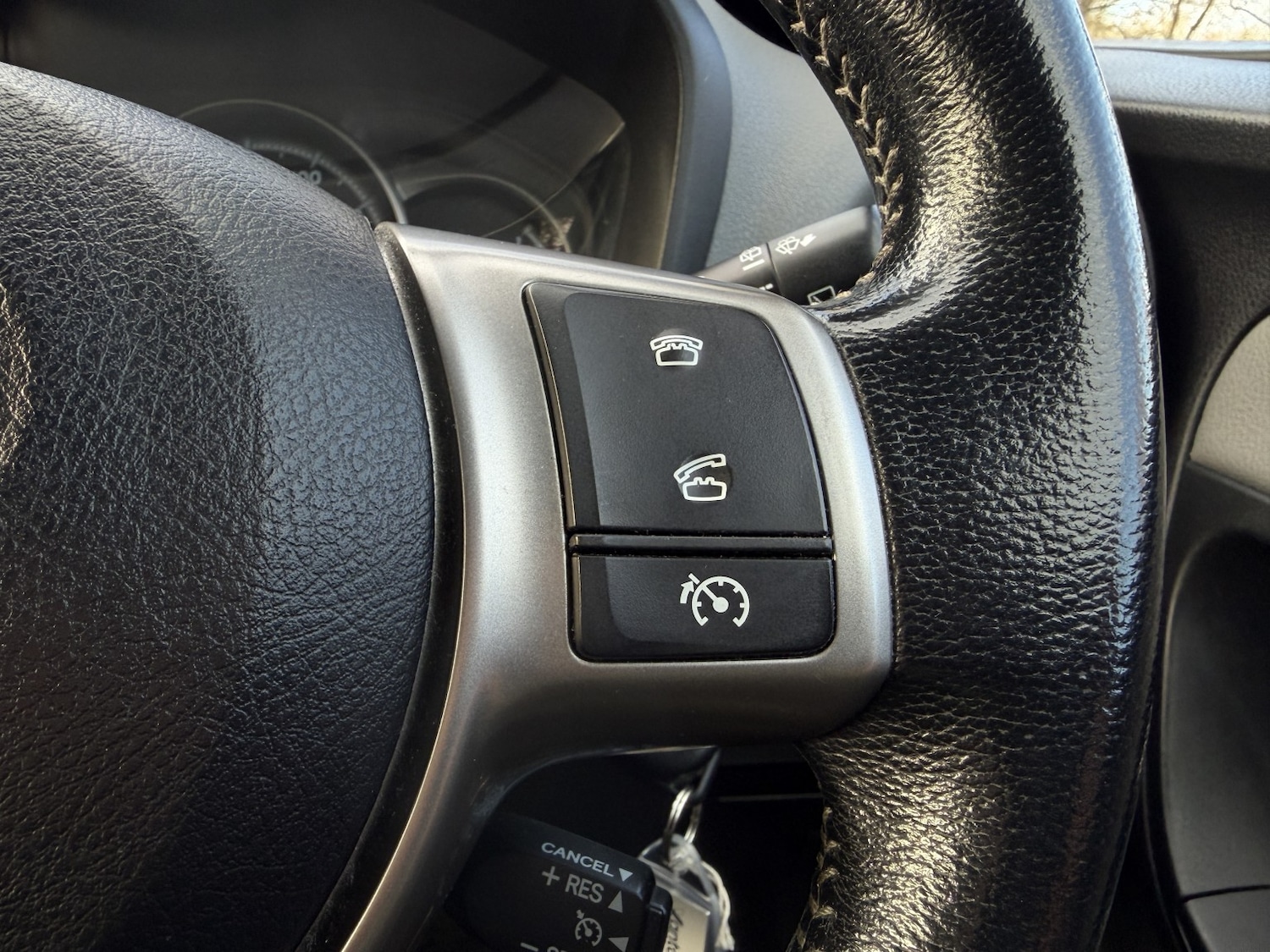 Used Toyota Yaris 2017 for sale - 76863912: Photo 25