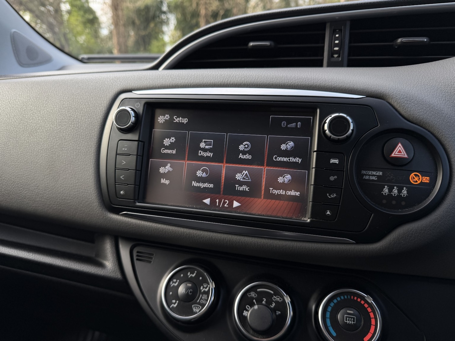 Used Toyota Yaris 2017 for sale - 76863912: Photo 35