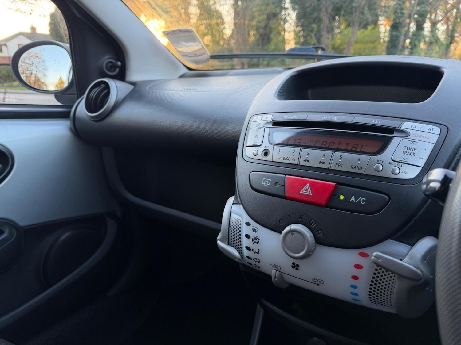 Used Peugeot 107 2014 for sale - 76758859: Photo 15