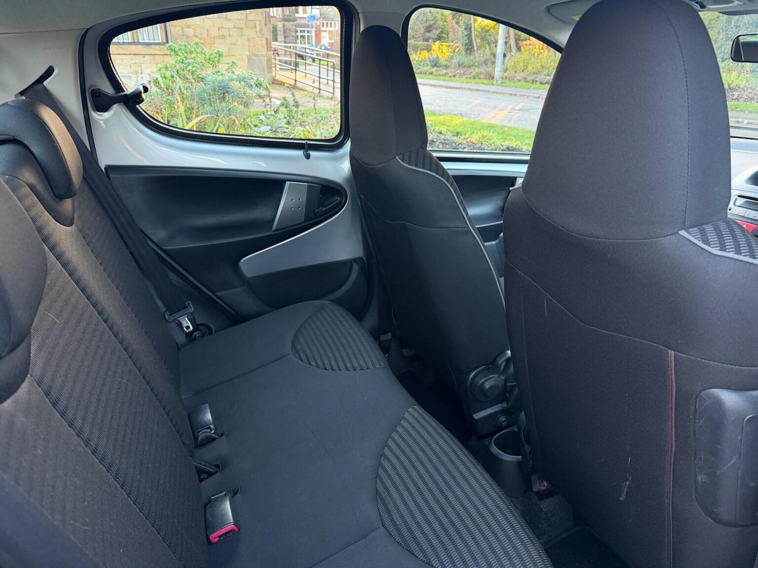 Used Peugeot 107 2014 for sale - 76758859: Photo 19