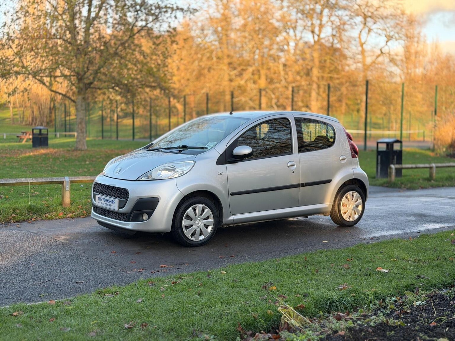 Used Peugeot 107 2014 for sale - 76758859: Photo 3
