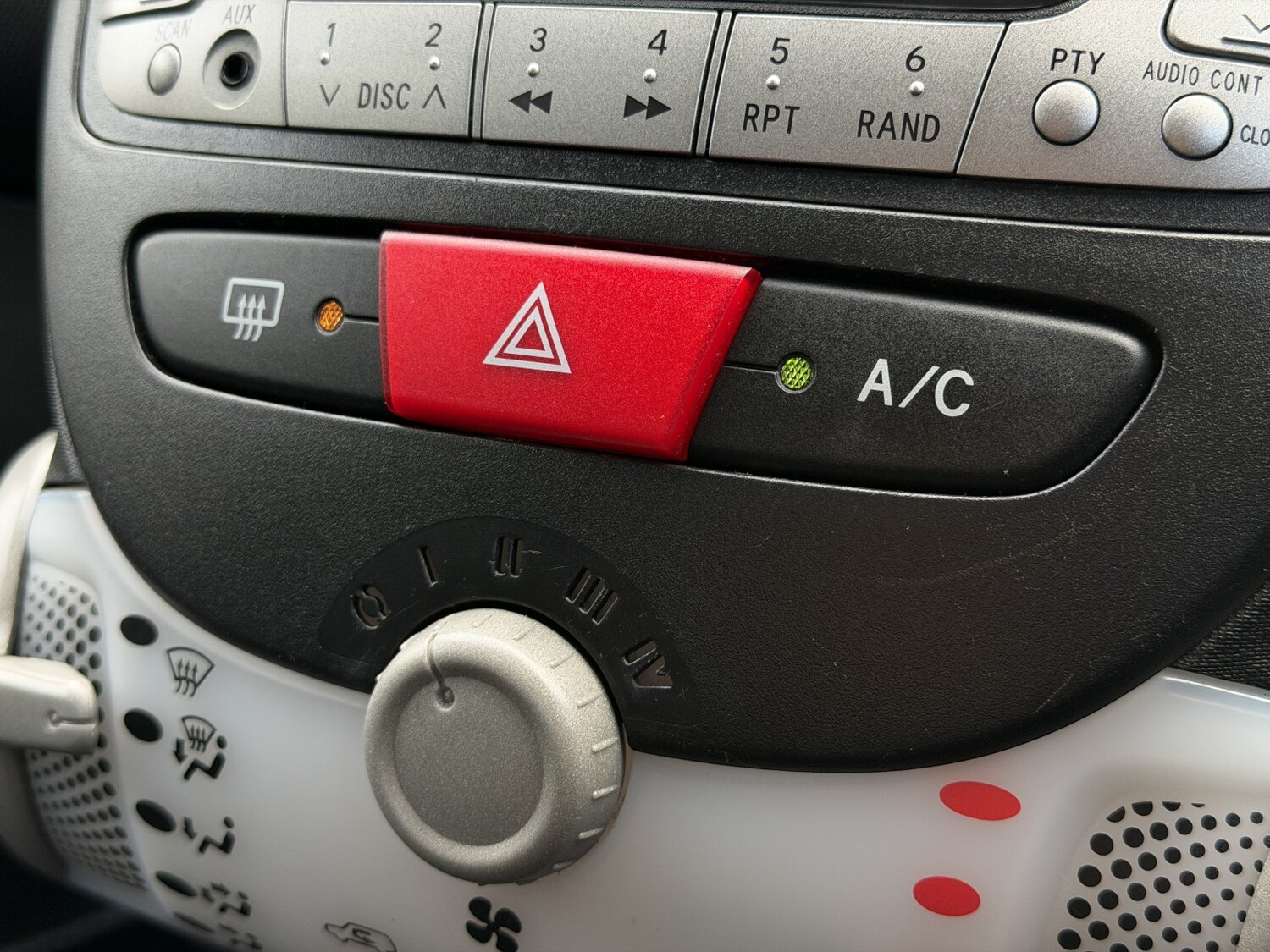 Used Citroen C1 2012 for sale - 78218030: Photo 24