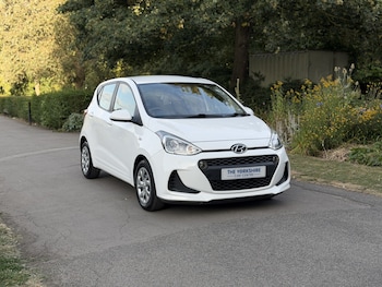 Used Hyundai i10 2017 for sale - 79323865: Photo